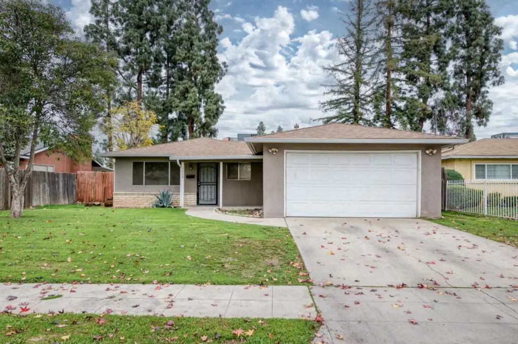 3068 W Fairmont Avenue, Fresno, CA 93722 - #1