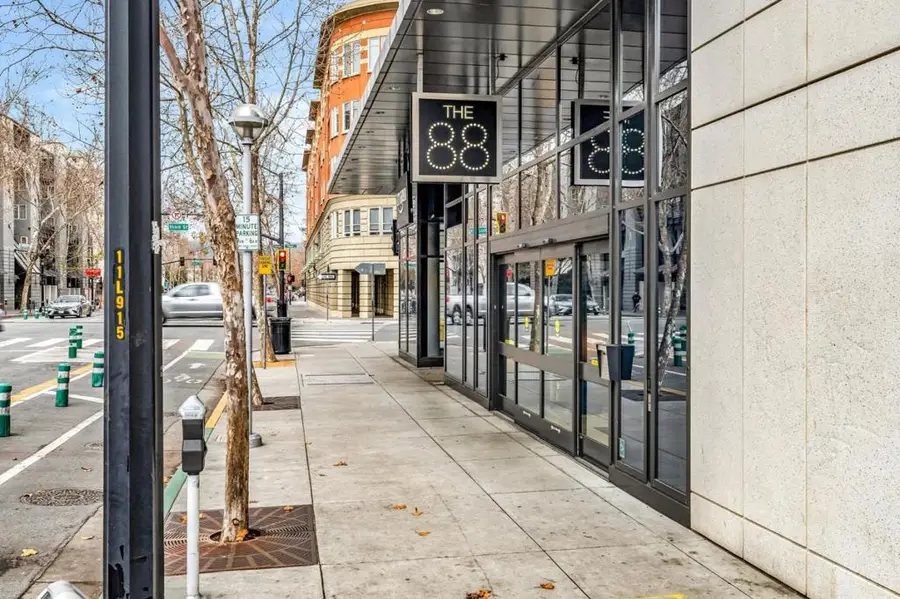 88 E San Fernando Street #1403, San Jose, CA 95113 - #2