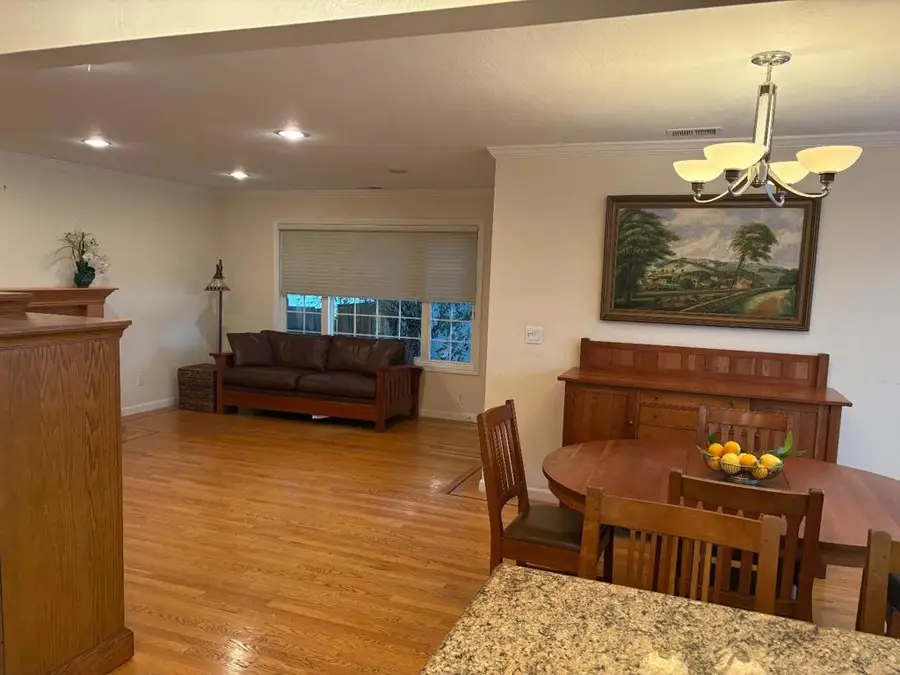 233 E Taylor Avenue, Sunnyvale, CA 94085 - Image #2