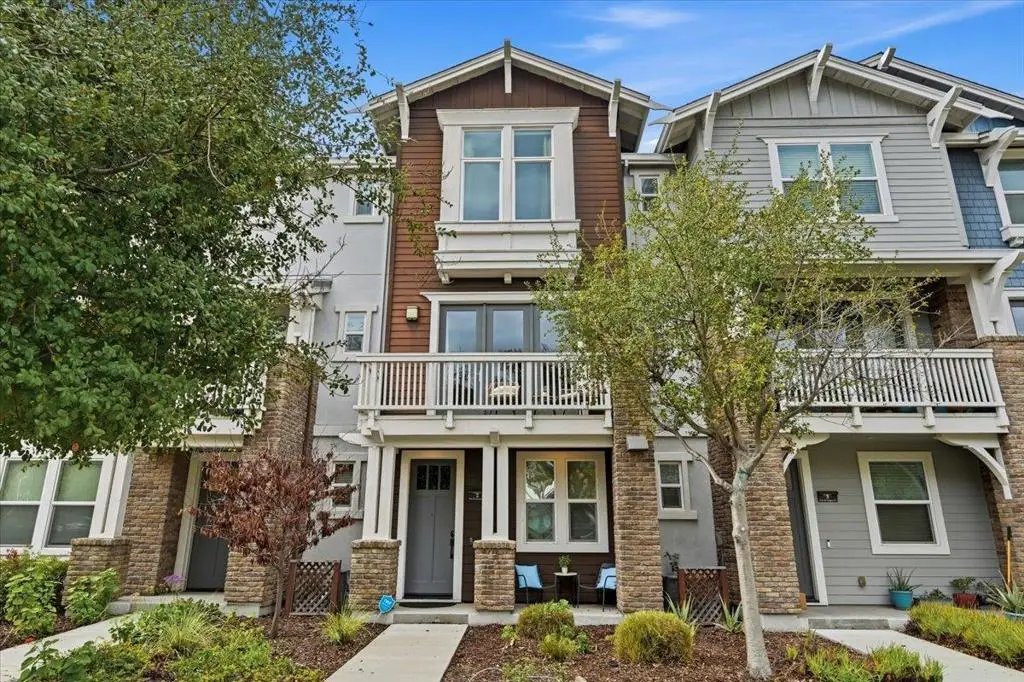 845 De Guigne Drive #2, Sunnyvale, CA 94085 - Image #1