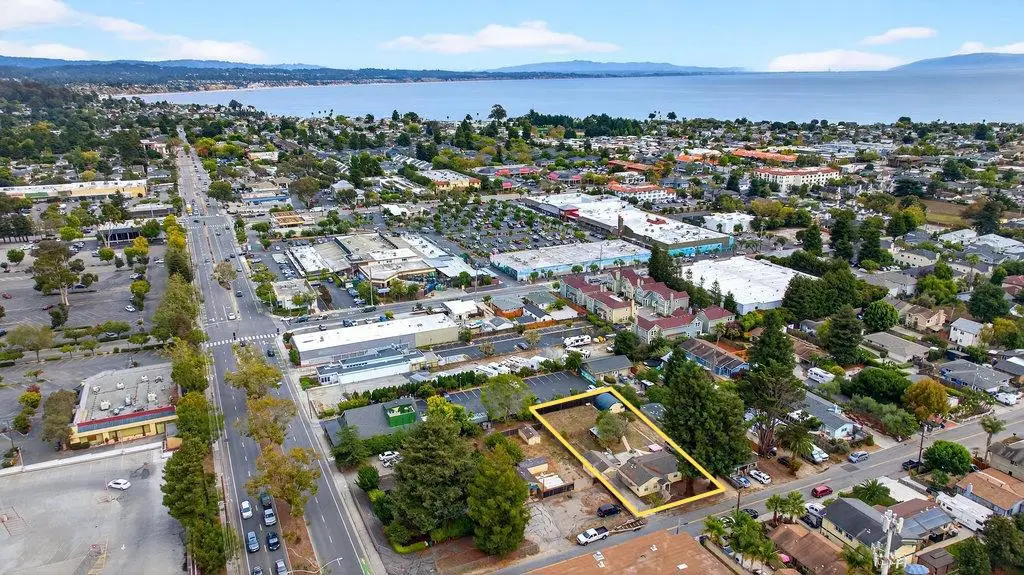 1610 Bulb Avenue, Santa Cruz, CA 95062 - #1