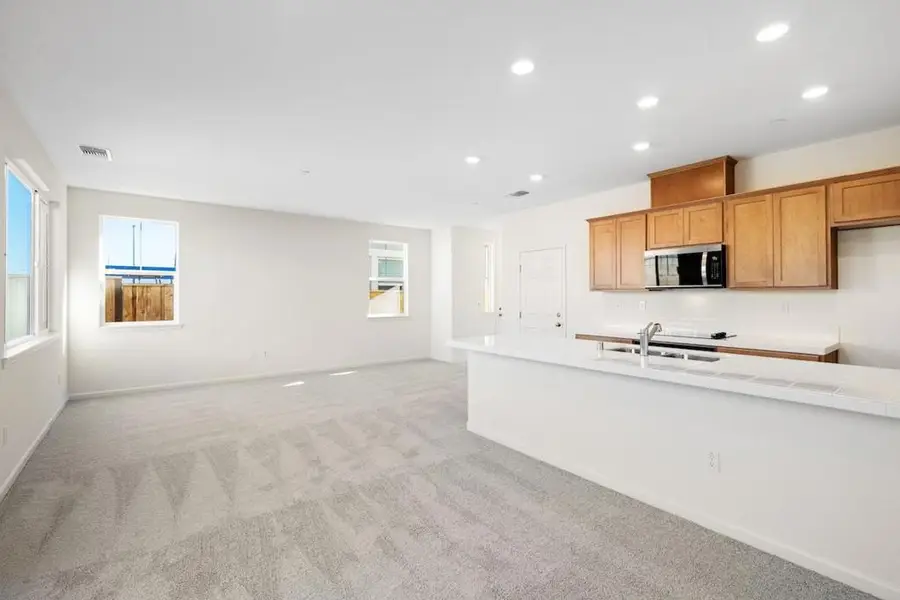 2250 Gladiola Drive, Hollister, CA 95023 - #3