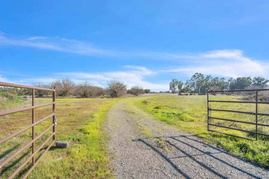 27643 County Road 88, Winters, CA 95694 - Image #2
