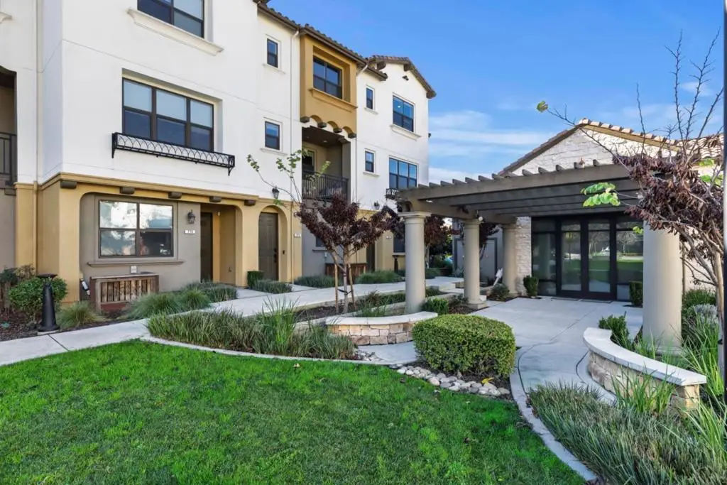 775 Santa Cecilia, Sunnyvale, CA 94085 - #1