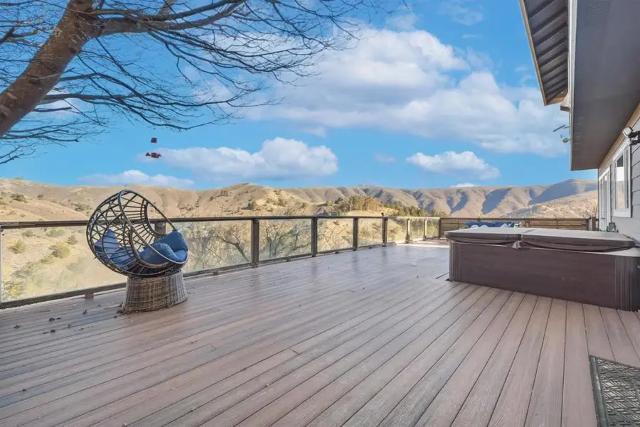 63 Kathleen Court, Pacifica, CA 94044 - Image #2