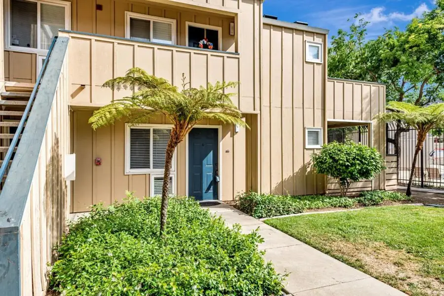 130 Monte Verano Court, San Jose, CA 95116 - Image #3