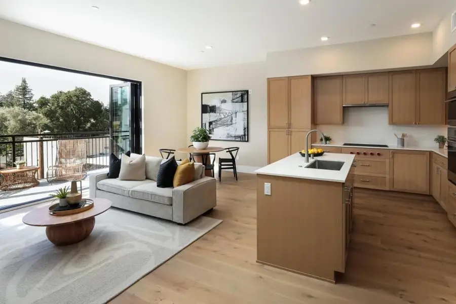 389 First Street #31, Los Altos, CA 94022 - Image #3
