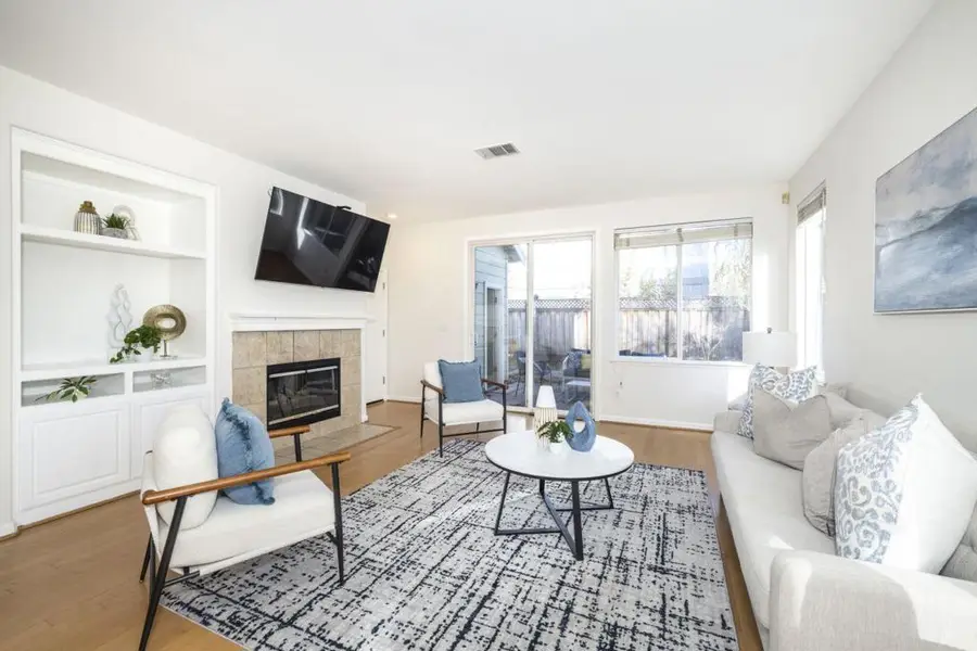 939 Oakes Street, East Palo Alto, CA 94303 - Image #2