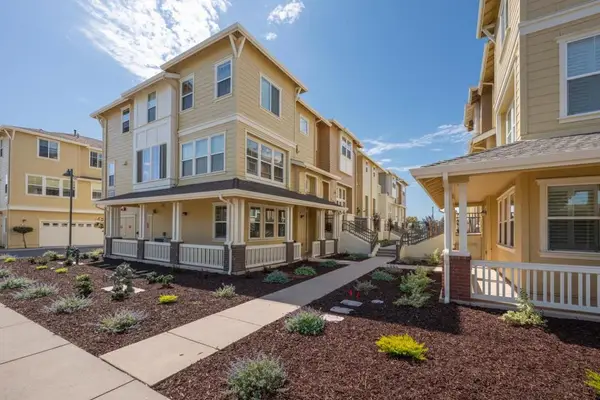 31 Bremerton Circle, Redwood City, CA 94065