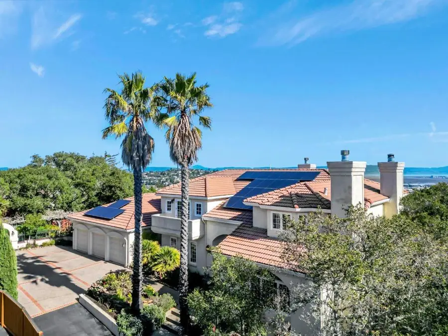 222 Oakley Avenue, San Carlos, CA 94070 - Image #2