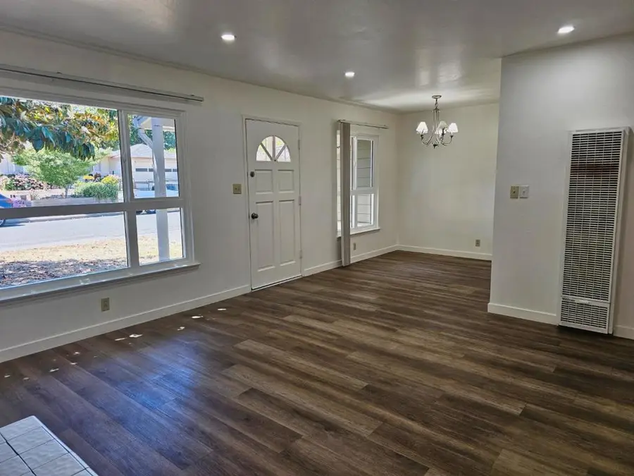 136 Mesa Verde Street, Vallejo, CA 94589 - Image #3