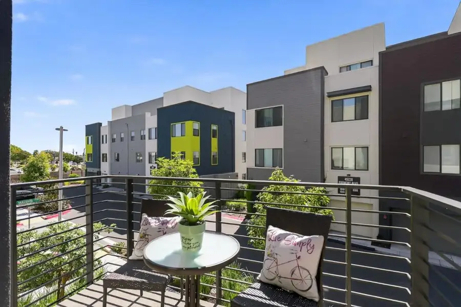 3891 Vanguard #1004, Fremont, CA 94538 - #3