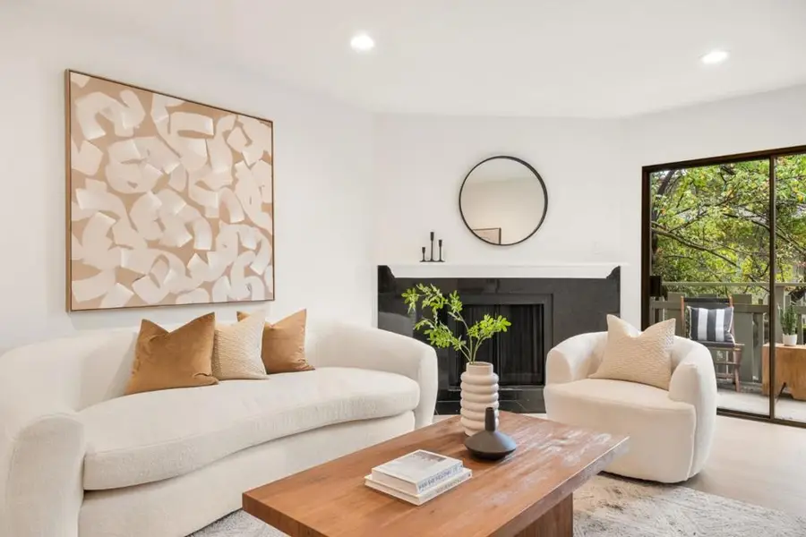 1070 Mercedes Avenue #24, Los Altos, CA 94022 - Image #2