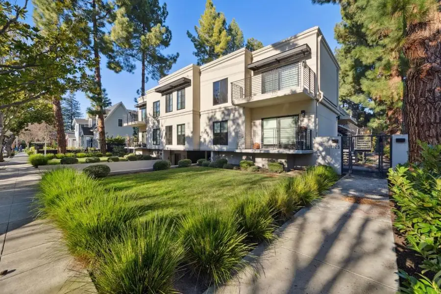 1326 Hoover Street #2, Menlo Park, CA 94025 - #2
