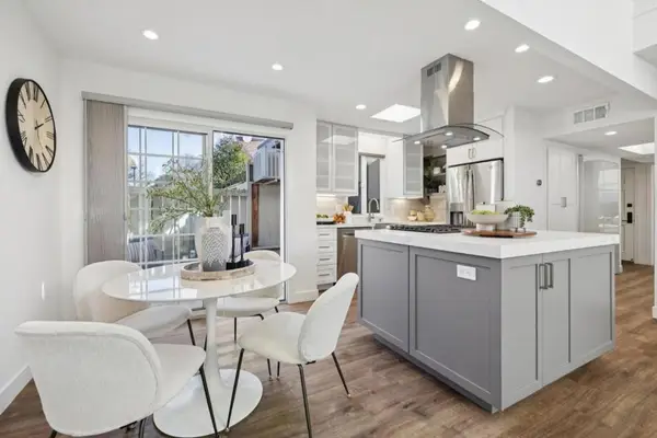 17 Cassandra Way, Mountain View, CA 94043