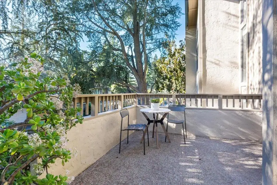 652 Sand Hill Circle, Menlo Park, CA 94025 - Image #3