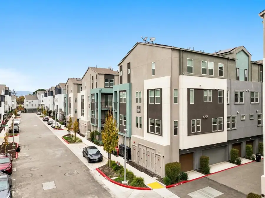 581 Yale Way, San Jose, CA 95117 - #3