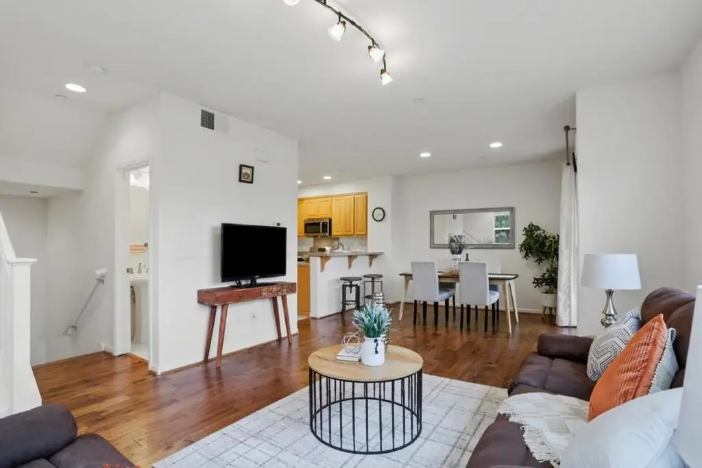 636 Messina Gardens Lane, San Jose, CA 95133 - Image #1