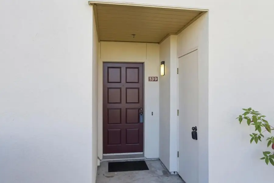 139 Shorebird Circle, Redwood City, CA 94065 - Image #2