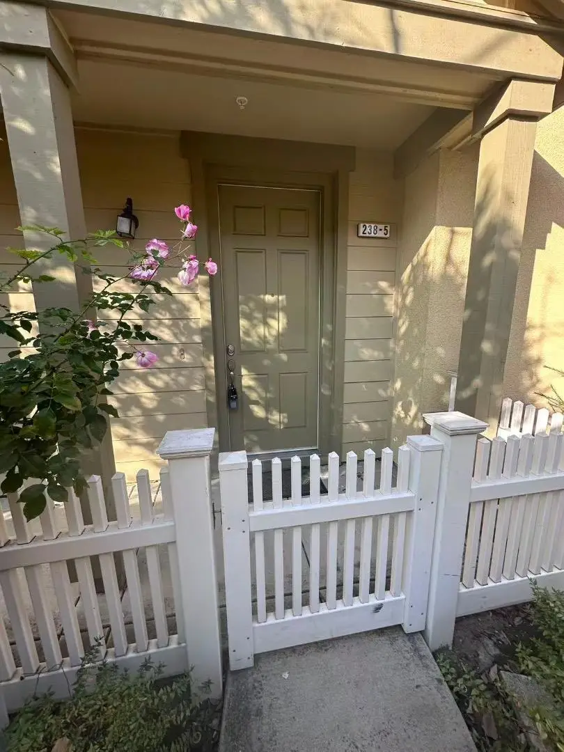 238 Peppermint Tree Terrace #5, Sunnyvale, CA 94086 - Image #2