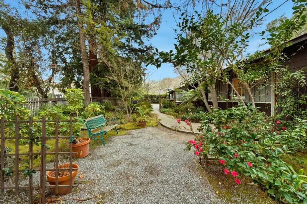 1698 Cordilleras Road, Redwood City, CA 94062 - Image #1