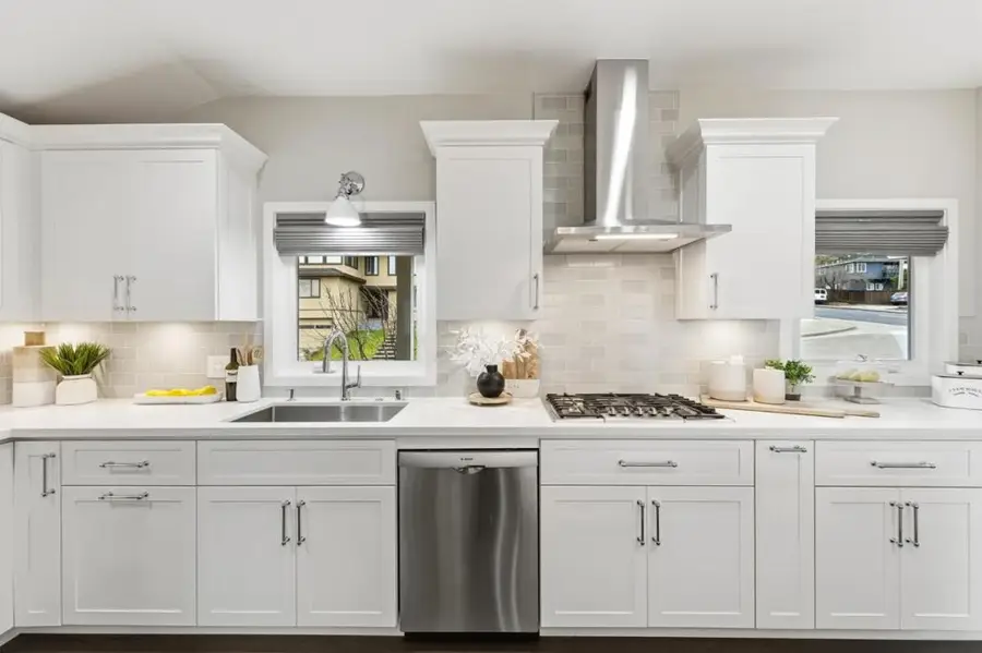 430 Rolling Hills Avenue, San Mateo, CA 94403 - Image #2