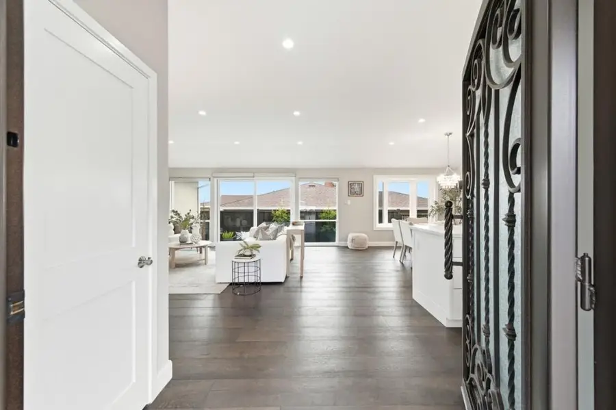 430 Rolling Hills Avenue, San Mateo, CA 94403 - Image #3