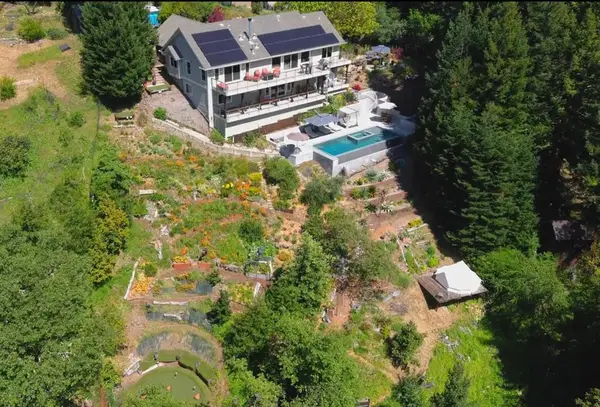 24101 Mountain Charlie Road, Los Gatos, CA 95033
