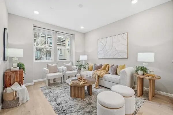 346 Circuit Way, Mountain View, CA 94043