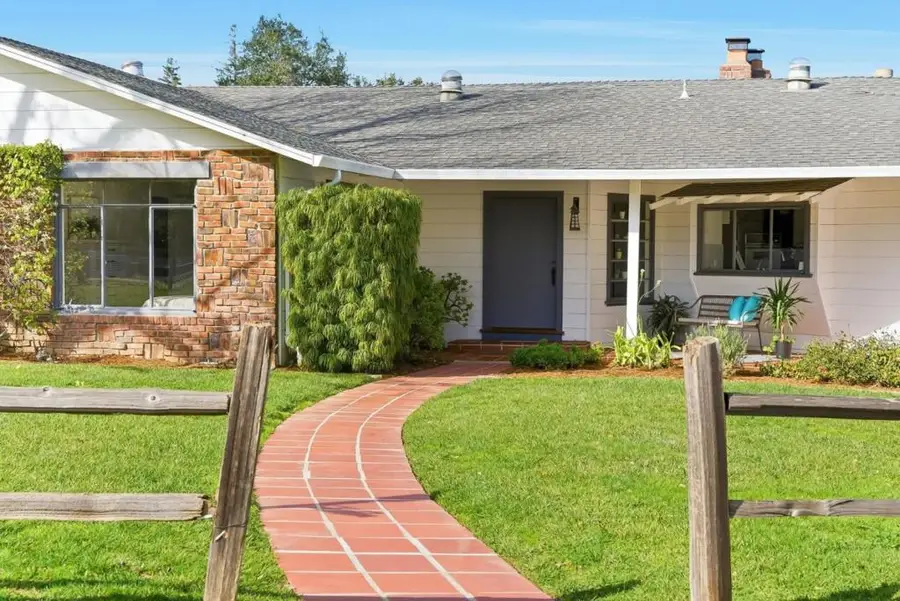 10915 Mora Drive, Los Altos Hills, CA 94024 - Image #3