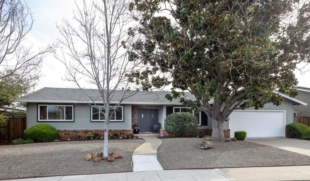 1933 Golden Way, Mountain View, CA 94040 - Image #1