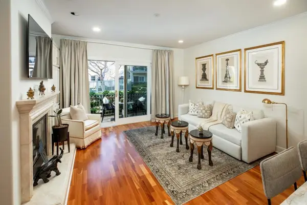 1 W Edith Avenue #A101, Los Altos, CA 94022