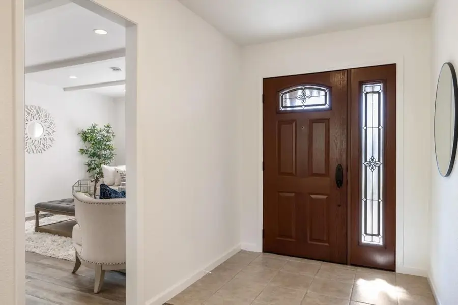 961 Harney Way, Sunnyvale, CA 94087 - Image #2