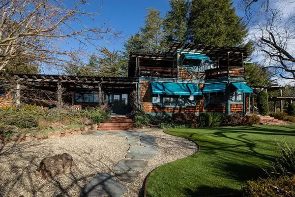 4127 Old Adobe Road, Palo Alto, CA 94306