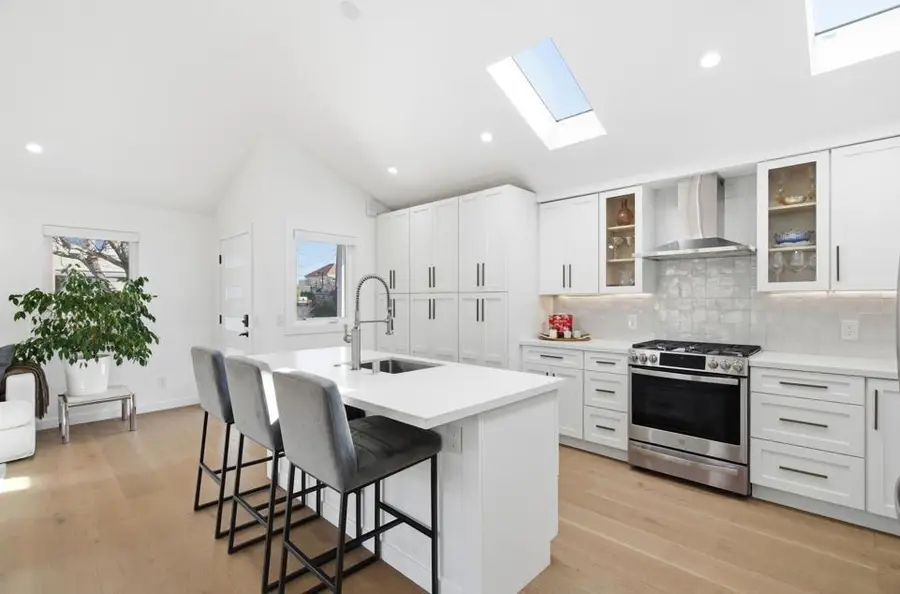 1510 Jasmine Street, San Mateo, CA 94402 - Image #3