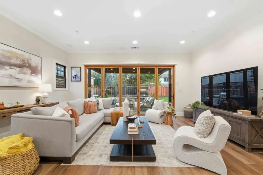 15689 Linda Avenue, Los Gatos, CA 95032 - #2