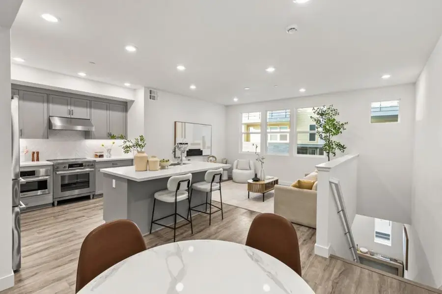 1303 Besra Trail #13, Sunnyvale, CA 94087 - Image #3