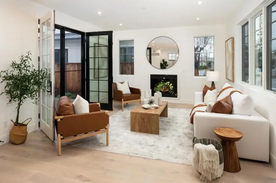 737 Linden Avenue, Burlingame, CA 94010 - #3