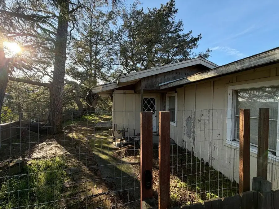 6070 Skyline Drive, El Sobrante, CA 94803 - Image #2