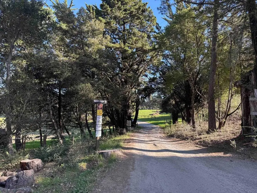 250 Heacox, Woodside, CA 94062 - #2