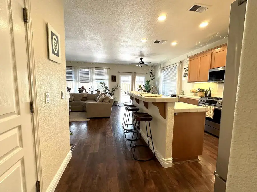 718 Roble Street, Watsonville, CA 95076 - Image #3