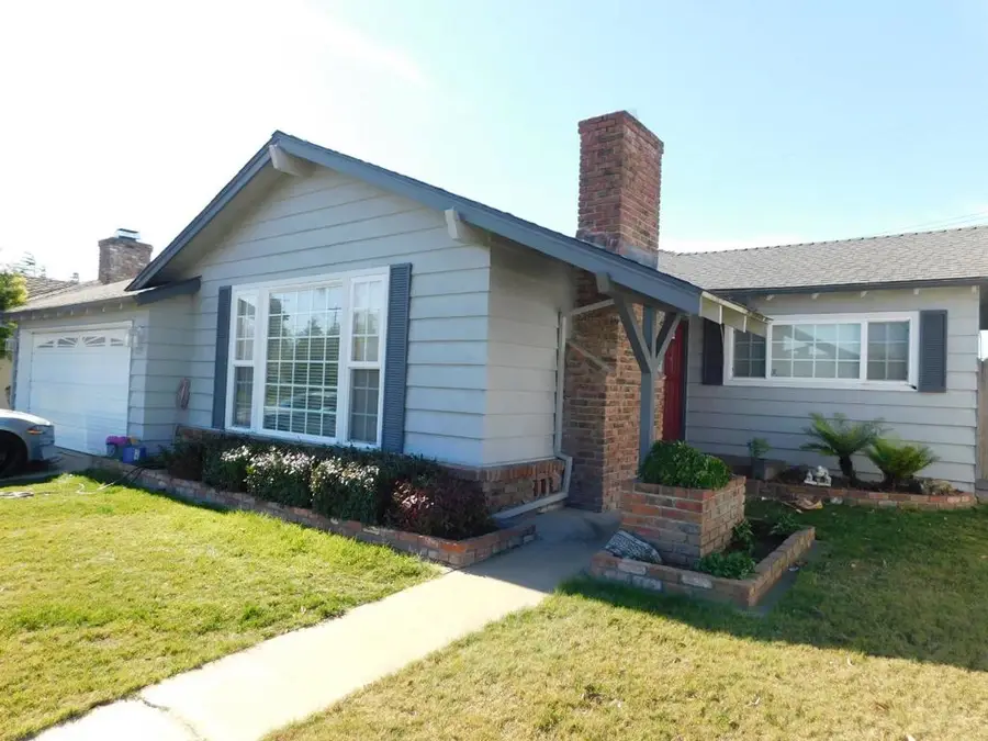 1031 Heather Drive, Salinas, CA 93906 - Image #2