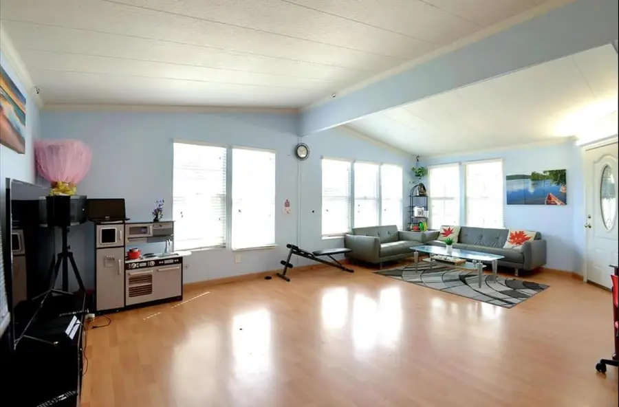 401 Chateau La Salle, San Jose, CA 95111 - #2