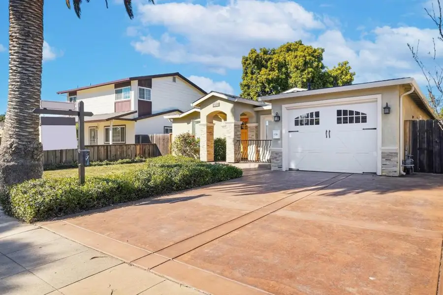 2535 Crystal Drive, Santa Clara, CA 95051 - #2