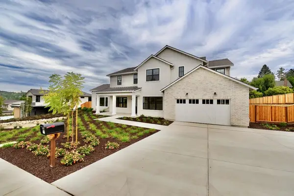 223 Sandraya Heights Road, Scotts Valley, CA 95066