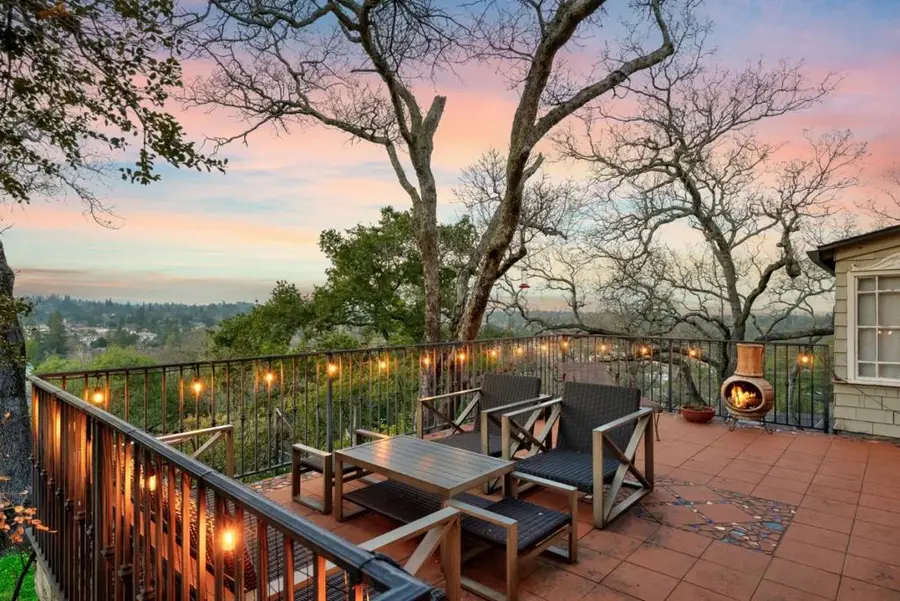 8 Central Court, Monte Sereno, CA 95030 - #3