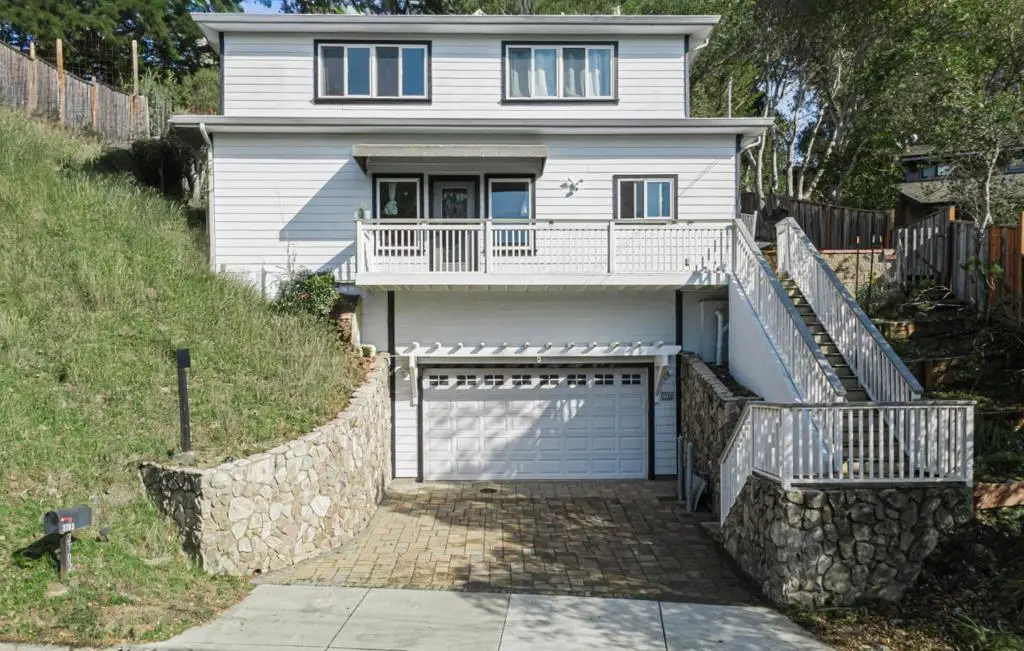 2702 Monte Cresta Dr, Belmont, CA 94002 - #1