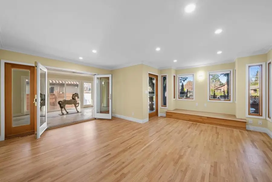 148 Kingsley Avenue, Palo Alto, CA 94301 - Image #2