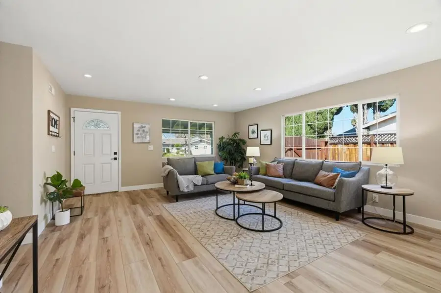 252 Vineyard Drive, San Jose, CA 95119 - #2