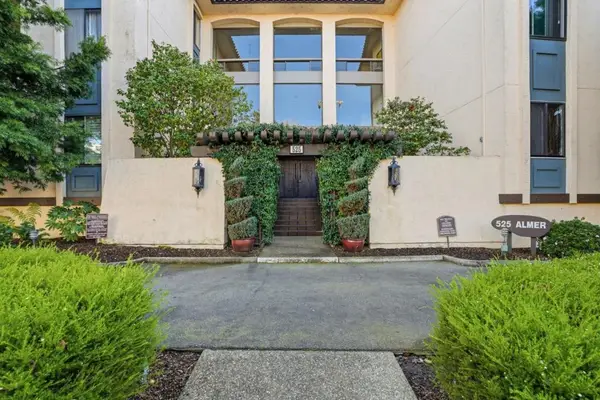 525 Almer Road #106, Burlingame, CA 94010